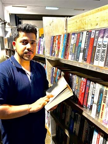 LOAD THE BOX BOOK FAIR BY 'KITAB LOVERS' AT LAJPAT RAI BHAWAN FROM AUG 5