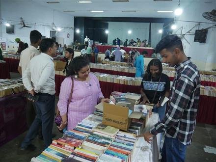 KITAB LOVERS' LOAD THE BOX BOOK FAIR STARTS AT LAJPAT RAI BHAWAN