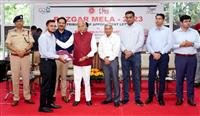 ADMINISTRATOR DISTRIBUTES APPOINTMENT LETTERS TO NEW RECRUITS AT CHANDIGARH HOUSING BOARD