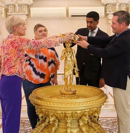 US CONGRESSIONAL DELEGATION VISITS AKSHARDHAM