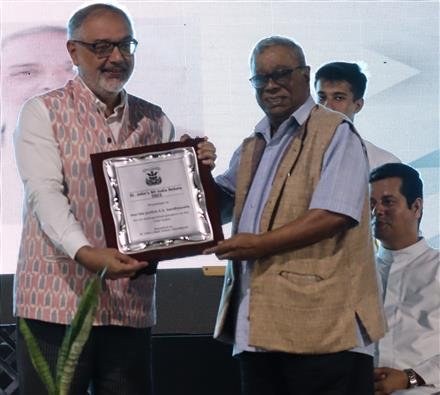 YOUNG LEADERS NEED TO INCULCATE QUALITIES OF DEBATE AND DISCUSSION : SANDHAWALIA