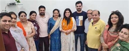 SAKSHI GETS A WARM WELCOME ON BECOMING JUDICIAL OFFICER