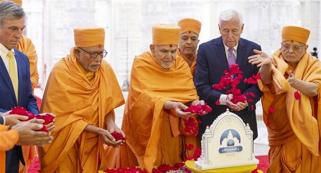 GRAND OPENING OF AKSHARDHAM IN ROBBINSVILLE HELD