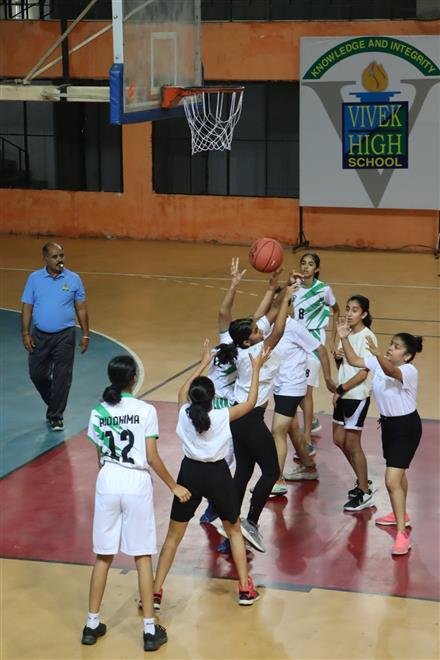 SARDAR BHAGWANT SINGH MEMORIAL BASKETBALL TROPHY: SFHS AND ST JOSEPH’S WIN IN U-14 BOYS