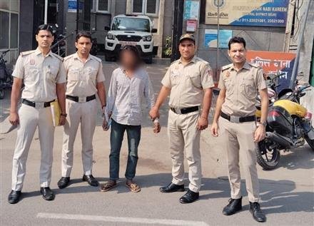 DELHI 'S SENSATIONAL DOUBLE MURDER FATHER AND SON  CASE   SOLVED WITHIN 24 HOURS, ONE ARRESTED  FROM PUNJAB