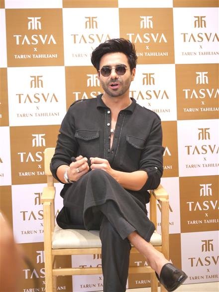 BOLLYWOOD ACTOR APARSHAKTI KHURANA UNVEILS TASVA’S ‘FESTIVE & WEDDING AW 23 COLLECTION’