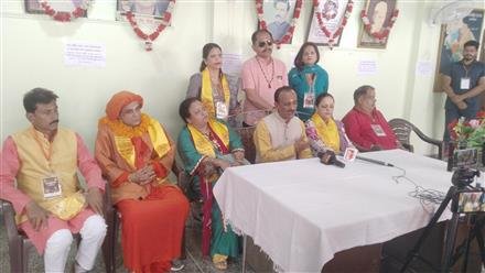 गौमाता को साधारण नहीं समझना चाहिए: भट्ट