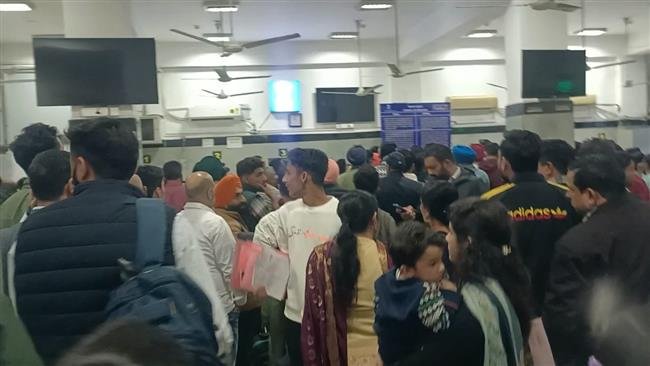 क्षेत्रीय पासपोर्ट कार्यालय में आम जनता को आए दिन नई-नई मुसीबतों व् परेशानियों का करना पड़ता है सामना