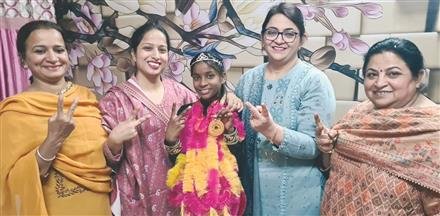 LABORER’S DAUGHTER WINS GOLD IN SPORTS