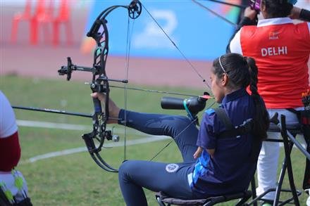 IN-FORM ARMLESS ARCHER SHEETAL DEVI STORMS INTO FINAL