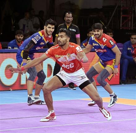 GUJARAT GIANTS CLINCH CONVINCING WIN AGAINST U.P. YODDHAS