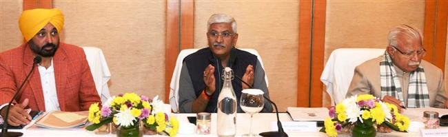 SYL : MEETING HELD IN CORDIAL ATMOSPHERE, BUT ‘MANN’ DOESN’T AGREE :  MAHOHAR LAL