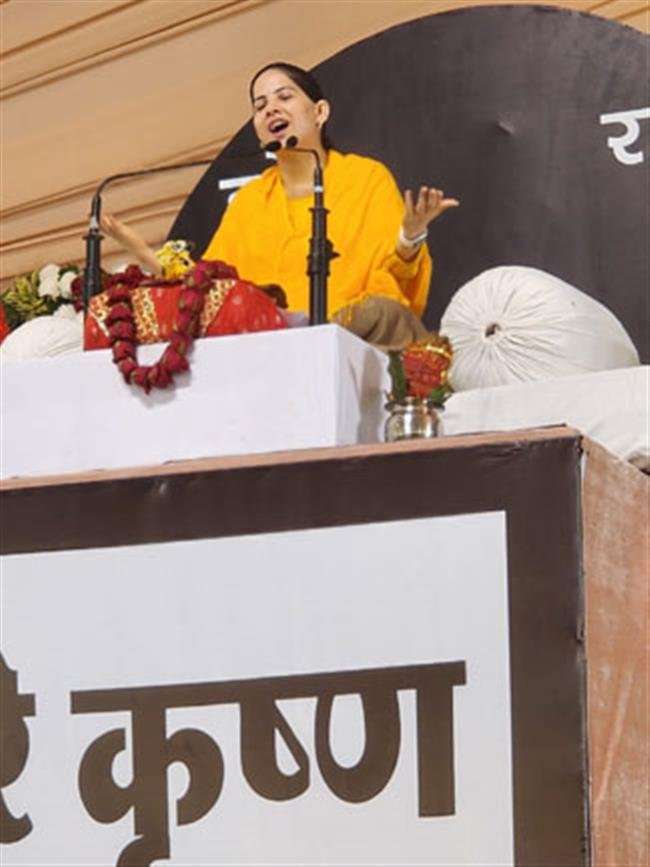 अपना नाम जपवाणे वाले नहीं होते असली गुरु: जया किशोरी