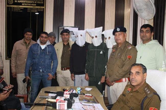 मिराज सिनेमा के सामने हवाई फायर कर 50 लाख की फिरौती मांगने वाले तीन आरोपी गिरफ्तार