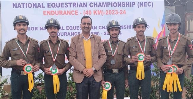 61 CAVALRY EXCELS IN NATIONAL ENDURANCE CHAMPIONSHIP