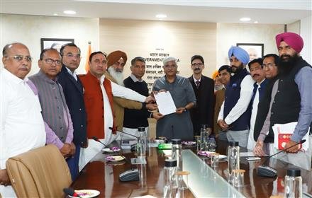 SHEKHAWAT CHAIRS MEETING ON REHABILITATION OF FEROZPUR FEEDER OFFTAKING FROM HARIKE BARRAGE IN PUNJAB
