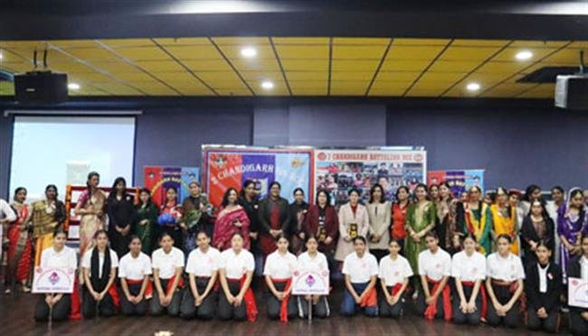 एनसीसी कैडेट्स ने गर्व सहित महिला दिवस मनाया