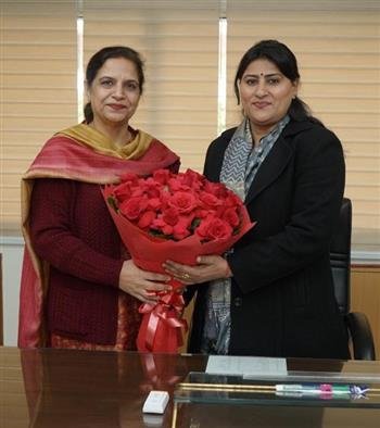 PROF (DR.) NEERU MALIK TAKES OVER AS PRINCIPAL OF DEV SAMAJ COLLEGE FOR WOMEN