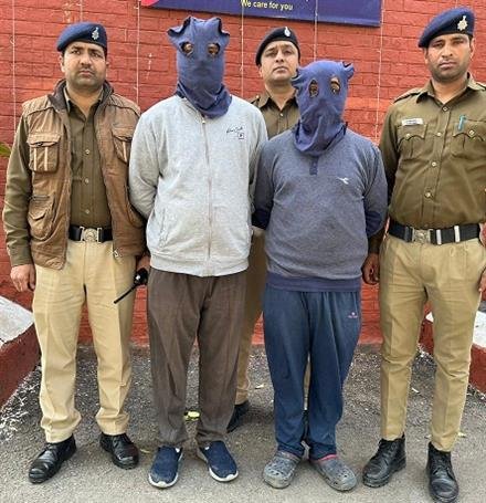SPECIAL DRIVE AGAINST VEHICLE THEFT:  THREE ARRESTED, TOWING VAN, 2 CARS AND ENGINE OF STOLEN CAR RECOVERED