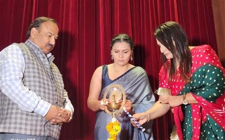 BACHPAN PLAY SCHOOL, ZIRAKPUR CELEBRATED ITS ” BARBIE & KEN ” 1ST ANNUAL DAY