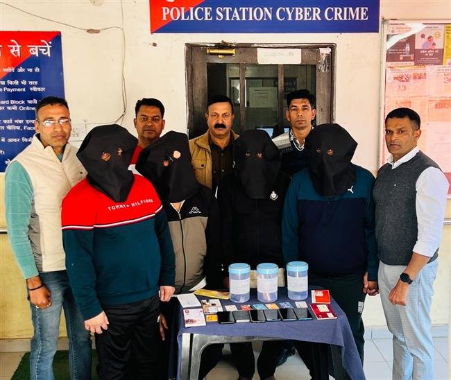 CYBER CRIME POLICE BURST A GANG OF LOAN APPLICATION SCAM: INNOCENT PEOPLE WERE BEING BLACKMAIL BY SENDING MORPHED NUDE PIC