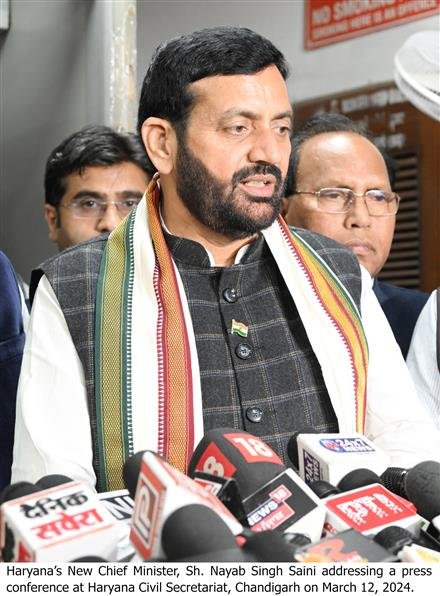 MANOHAR REPLACED, NAIB  SINGH SAINI SWORN IN AS CM., ASSUME CHARGE