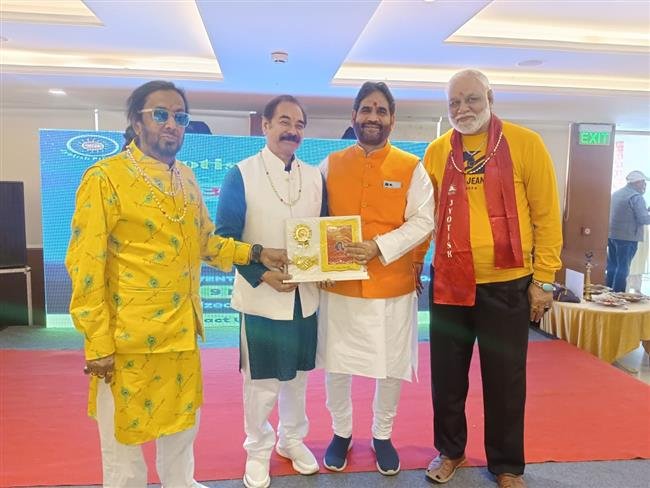 नामवर ज्योतिष सम्राट नवदीप मदान का सम्मान