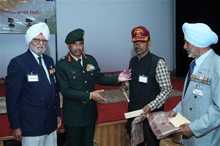 VETERANS & VEER NARIS OF WAR DECORATED INDIA HONOURED AT TRIENNIAL NATIONAL CONVENTION CUM RE-UNION