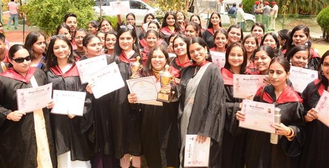 GOVERNOR PUROHIT  ADVISES  YOUNG TEACHERS TO FORTIFY THE VIRTUES OF DISCIPLINE, HONESTY AND INTEGRITY