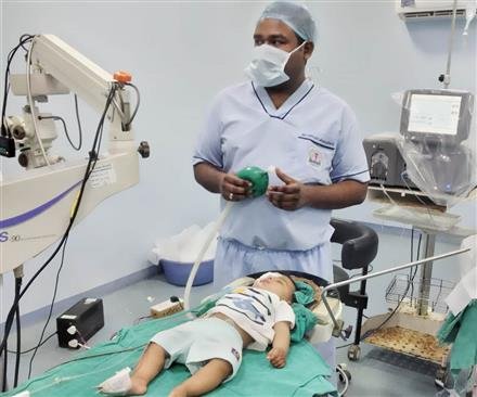 BLIND BY BIRTH, CHILD GETS SIGHT AT JANSEWA HOSPITAL
