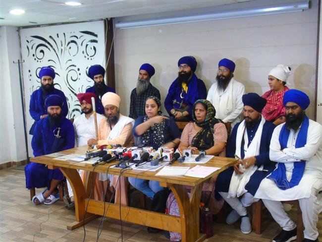 धर्मांतरण के खिलाफ आवाज उठाने का खामियाजा भुगत रहीं हैं वनीत कौर : जेल जाने से लेकर पति से अलगाव भी सहन किया