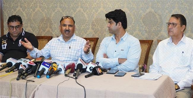 GOVERNMENT SHOULD PAY BILLIONS OF RUPEES TO PRIVATE SCHOOLS' DUE UNDER 134-A :  KULBHUSHAN SHARMA