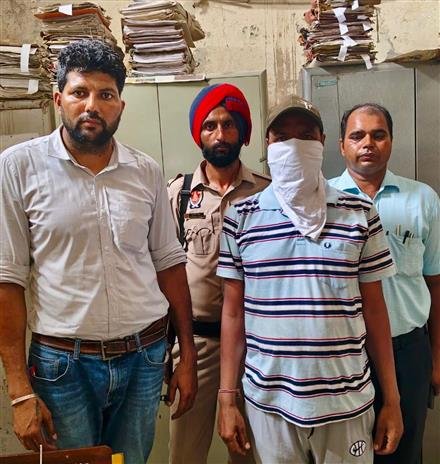 VIGILANCE  BUREAU ARRESTS ASI OF FEROZEPORE POLICE STATION FOR TAKING RS. 10 K BRIBE