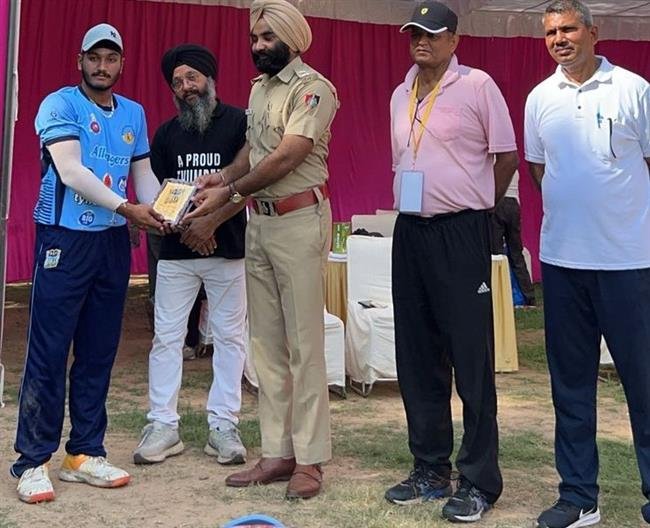 VISHWAJIT SINGH BECOME THE FIRST CENTURION OF ALLENGERS GULLY CRICKET TOURNAMENT