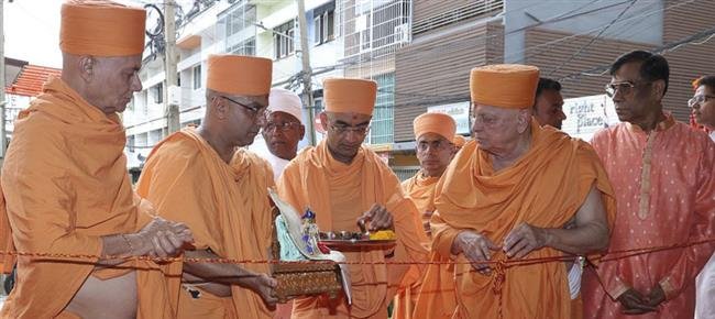 BAPS SHRI SWAMINARAYAN HINDU MANDIR IN BANGKOK INAUGURATED