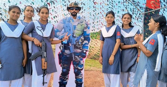 MILITARY WEAPON, EQUIPMENT & BAND DISPLAYED