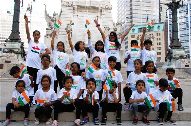 INDIA'S DAY CELEBERATED IN INDIANAPOLIS, 2000 ATTENDS