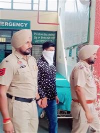 डेराबस्सी में बंद मस्जिद तोड़ने को लेकर विवाद: मुस्लिम समुदाय ने थाने का घेराव कर दिया