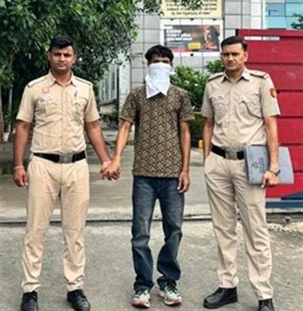 DELHI POLICE NABS  ONE HARYANA BASED AGENT FOR ARRANGING FAKE SWEDISH VISA FOR THE JOURNEY OF THE PAX TO ROME