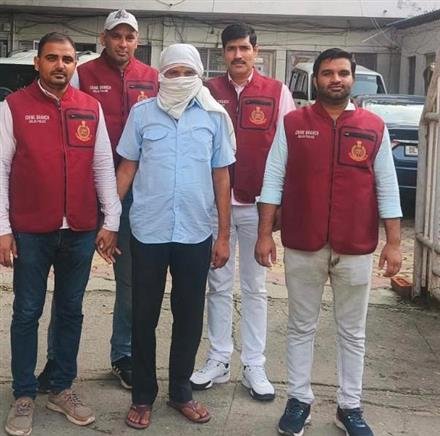 PROCLAIMED OFFENDER WANTED IN  8 CRORE ROBBERY CASE ARRESTED