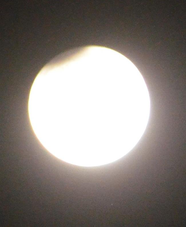 PARTIAL LUNAR ECLIPSE ON SEPT 17, 2024 AS SEEN IN INDIANAPOLIS. IT WAS HARVEST MOON.