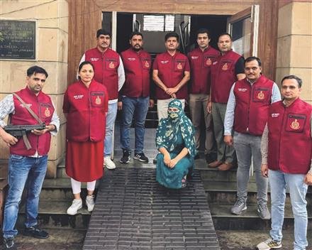 DELHI POLICE NABBED DREADED LADY ACCUSED WANTED IN SENSATIONAL MURDER CASE OF NOIDA