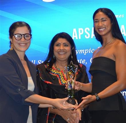 AAAI FELICITATES OLYMPIAN SWIMMER APSARA SAKBUN