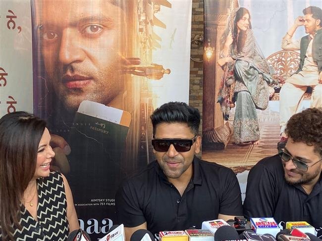 RAJ BABBAR MAKES A STELLAR COMEBACK AFTER MANY YEARS!