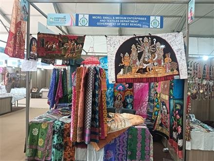 FESTIVE FASHION FINDS AT CII CHANDIGARH FAIR: HAUTE COUTURE HIGHLIGHTS INDIA’S ARTISANAL HERITAGE