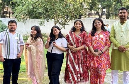 ROTARACTORS CELEBRATE DIWALI AT NARI NIKETAN