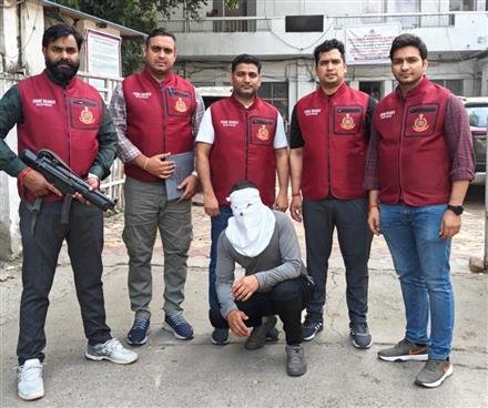 DREADED KILLER AND REWARDEE OF  RS. 50K WANTED IN SENSATIONAL MURDER CUM ROBBERY CASE ARRESTED