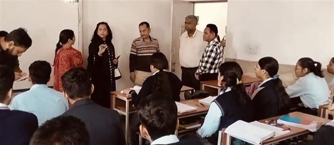RAID CONDUCTED ON ILLEGAL COACHING CLASSES AT STEPPING STONE SCHOOL : CCPCR TEAM  RECOMMEND LEGAL ACTION TO CBSC AND POLICE