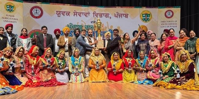 PU WINS OVERALL CHAMPION TROPHY IN INTER UNIVERSITY YOUTH FESTIVAL HELD AT PAU