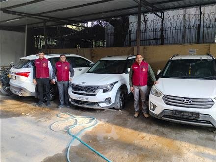 DELHI POLICE BUSTED AUTO LIFTER GANG : KINGPIN KEWAL SINGH LALA AND RIYAZUDDIN WANTED IN F POLICE ENCOUNTER IN PANCHKULA, ARRESTED